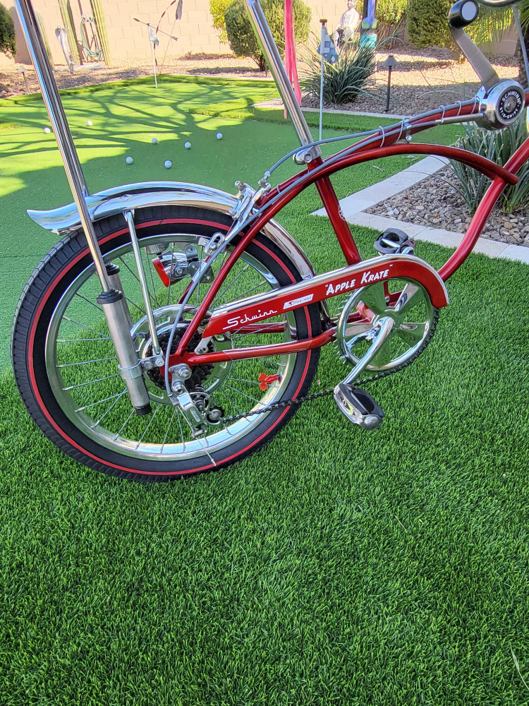 384 1969 Schwinn Apple Crate Bicycle MAG Auctions