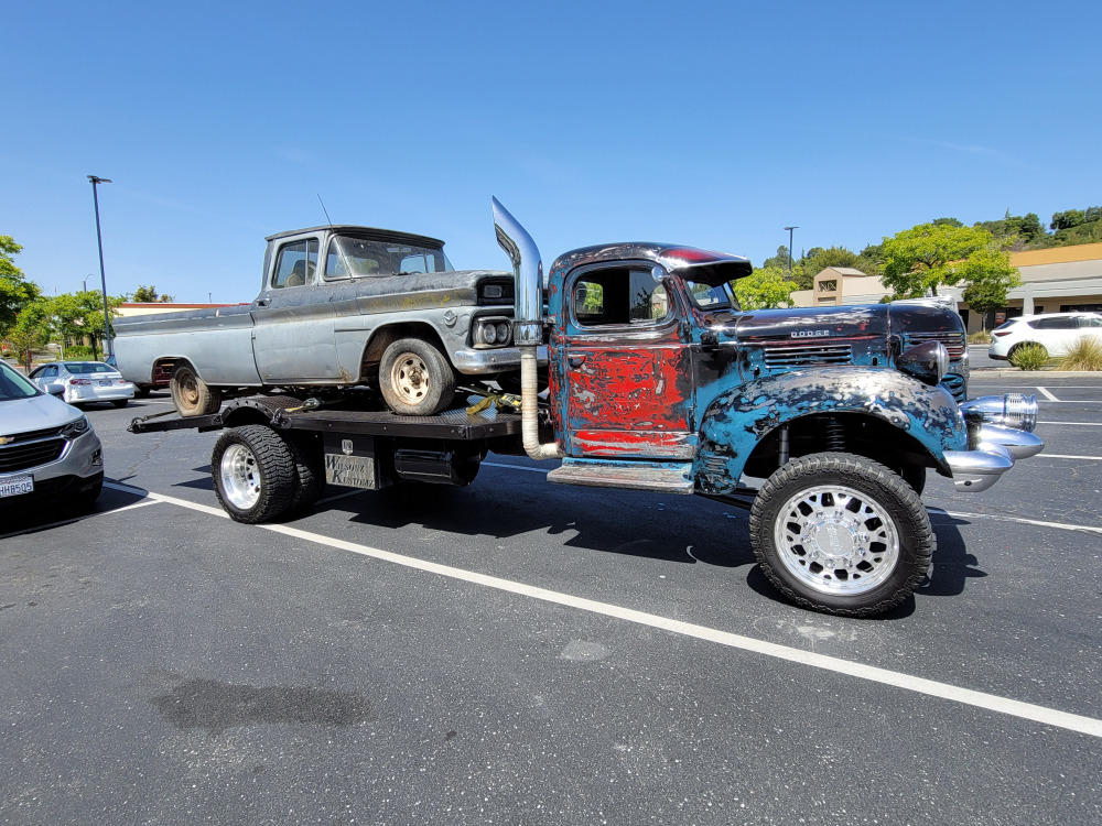 #443 - 1938 Dodge 500 Car hauler | MAG Auctions