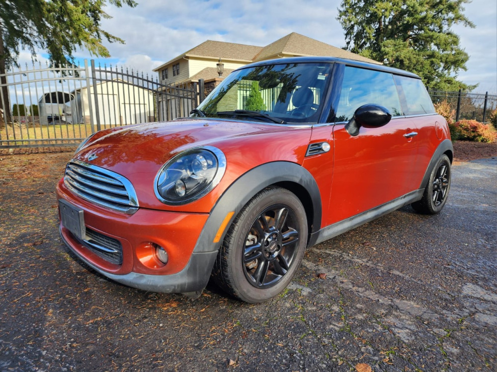 #128 - 2013 Mini Cooper | MAG Auctions