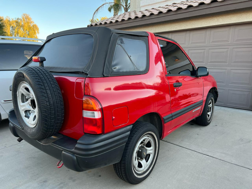 110 2000 Chevrolet Tracker Suv Mag Auctions 1456