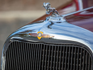 370AT - 1933 Dodge Sedan Street Rod | MAG Auctions