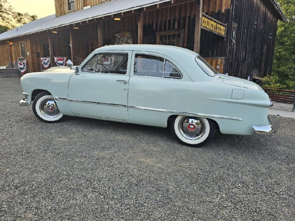 #543a - 1950 Ford Deluxe Coupe 