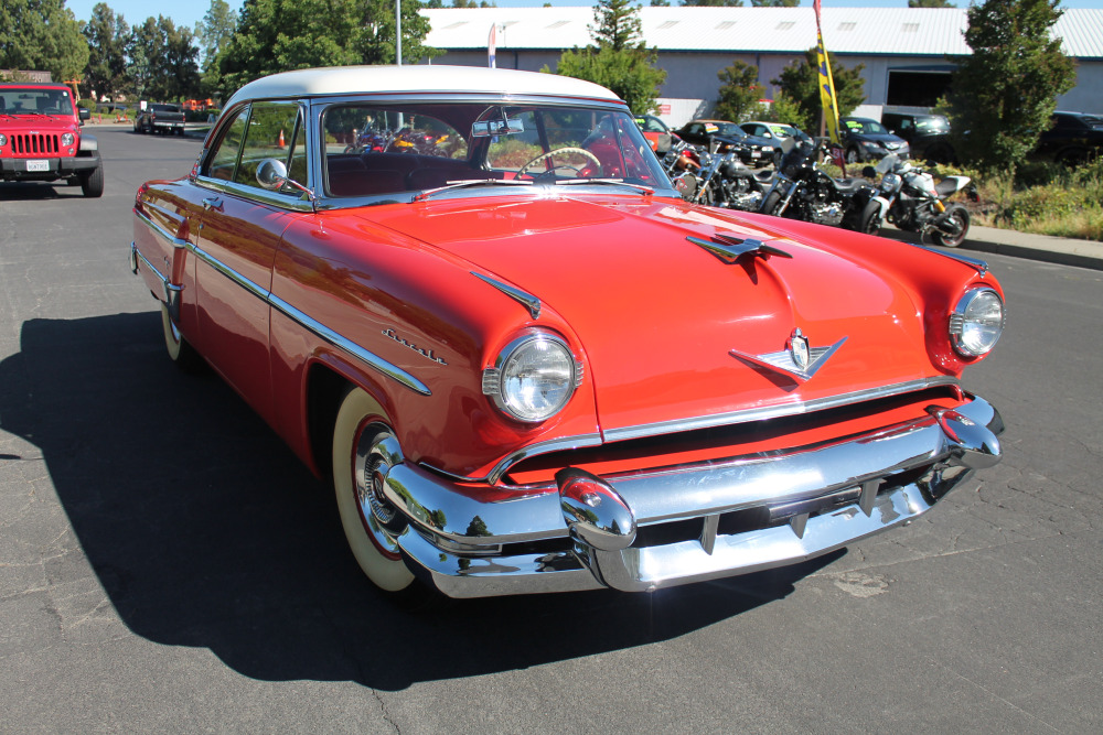 #634 - 1954 Lincoln Capri 2-Door | MAG Auctions