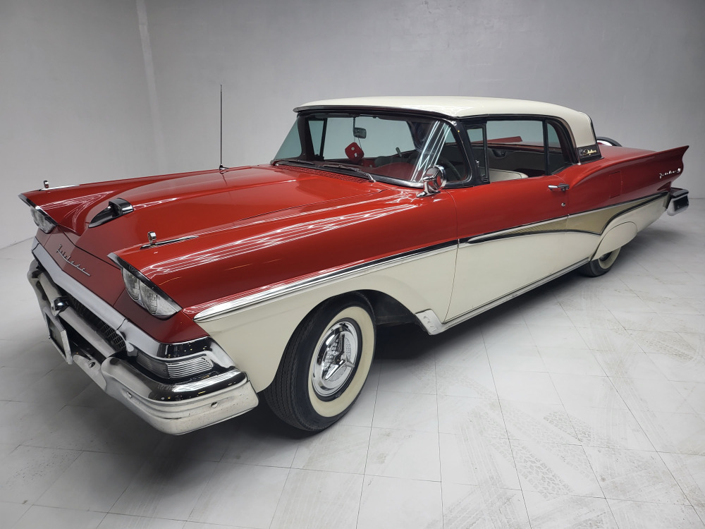 190 - 1958 Ford Fairlane 500 Skyliner Retractable Top | MAG Auctions