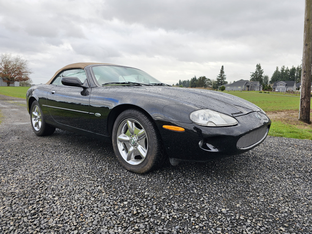 #313R - 1997 Jaguar XK-Series XK-8 | MAG Auctions