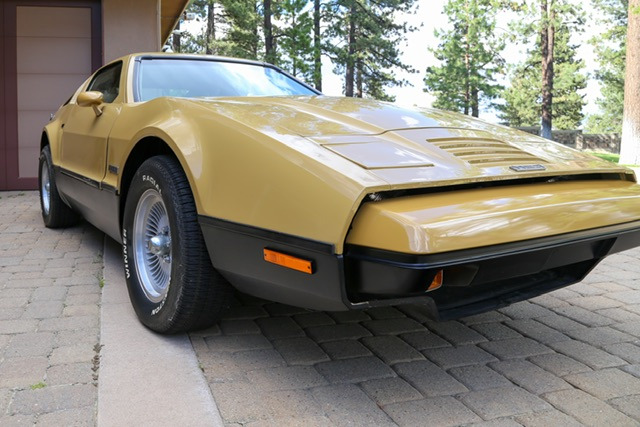 618 - 1976 Bricklin SV-1 Sports Car Coupe | MAG Auctions