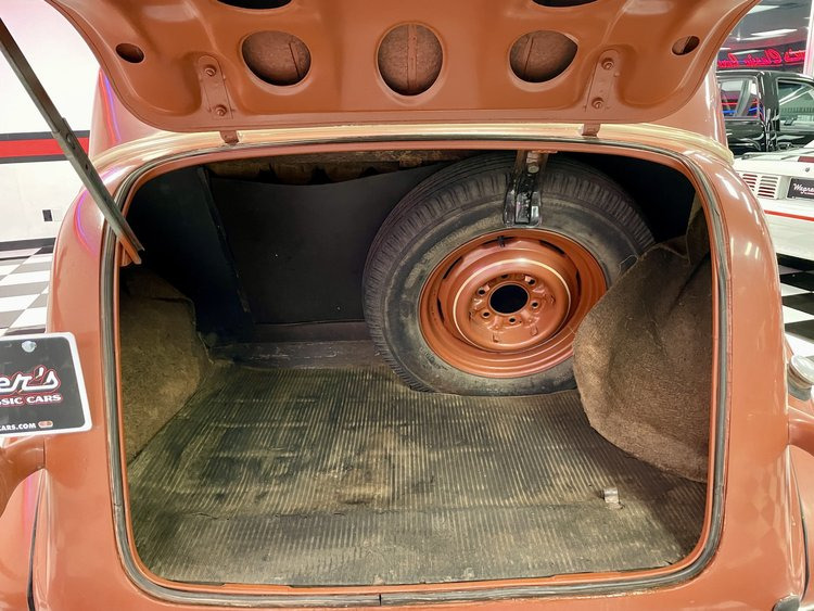 384 - 1938 Chevrolet 2 door sedan | MAG Auctions