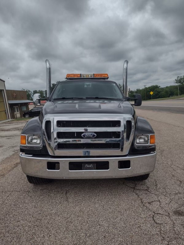 #358 - 2005 Ford F650 Excursion Limousine | MAG Auctions