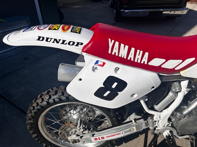 #381 - 1990 Yamaha YZ 250 Bradshaw replica | MAG Auctions