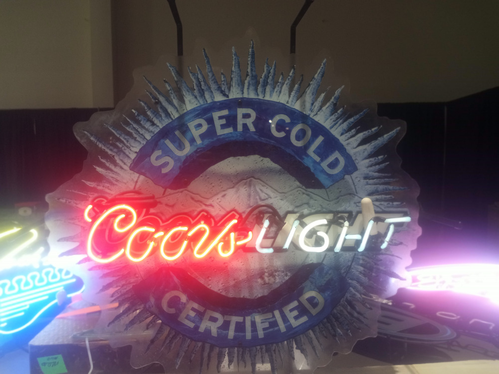 #M225 - Super Cold Coors Light Neon Sign | MAG Auctions