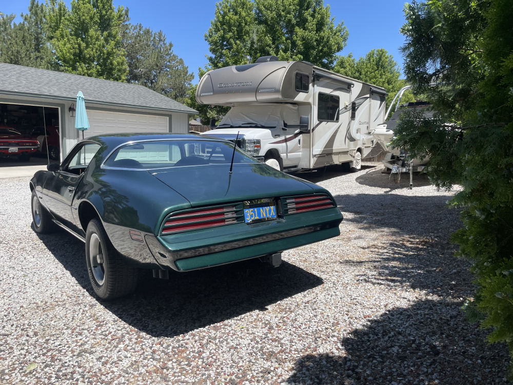 #556 - 1976 Pontiac Firebird Formula | MAG Auctions