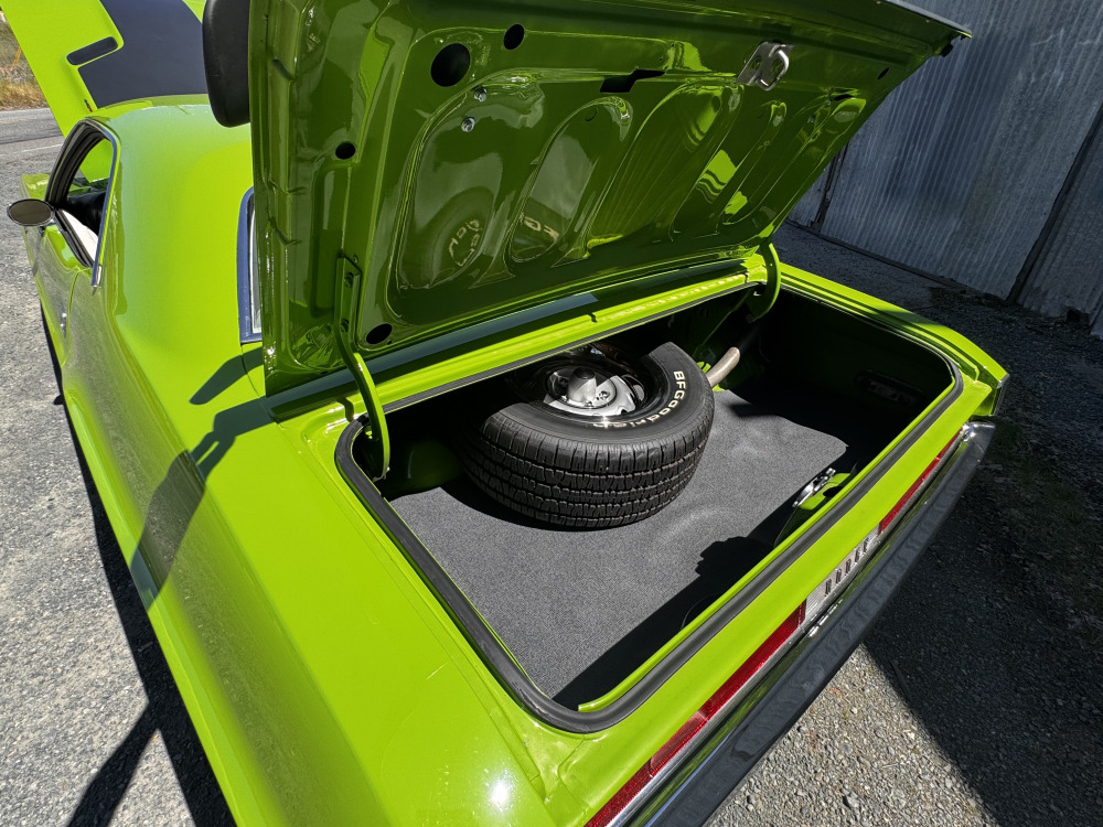 1970 Dodge Challenger — photo 3
