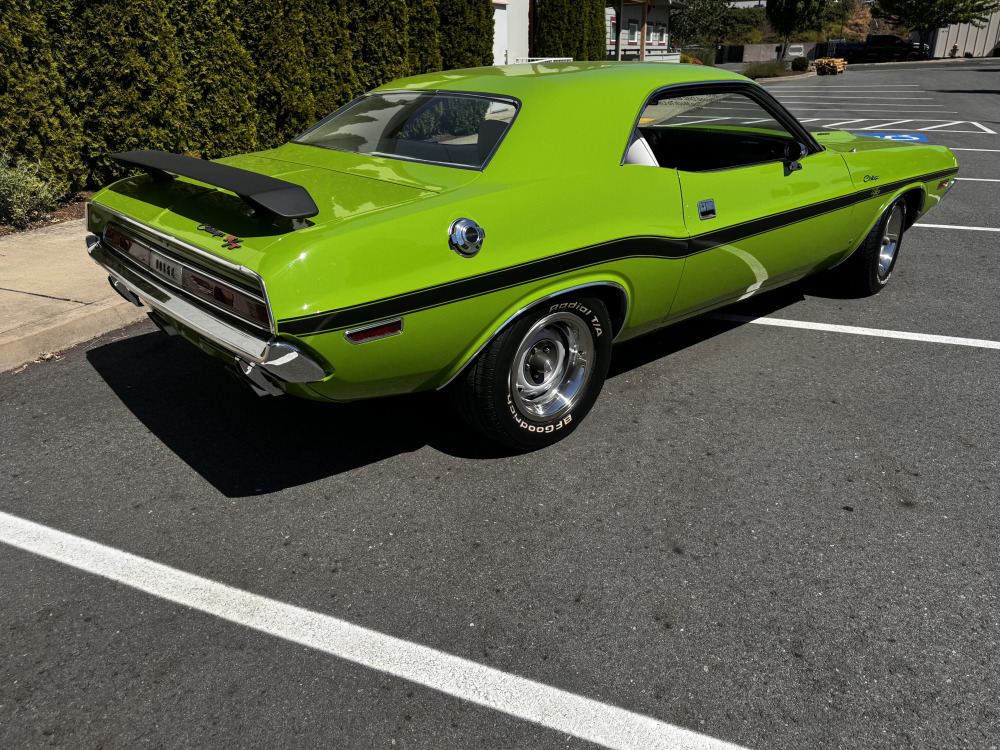 1970 Dodge Challenger — photo 2