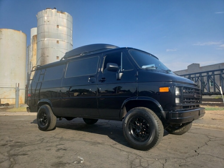 #314R - 1988 Chevrolet 30 G30 EXCURSION VAN | MAG Auctions
