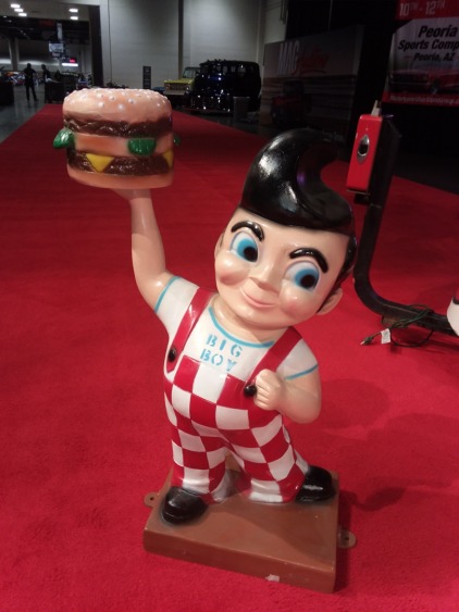 #z226 - Bob Big Boy Statue 